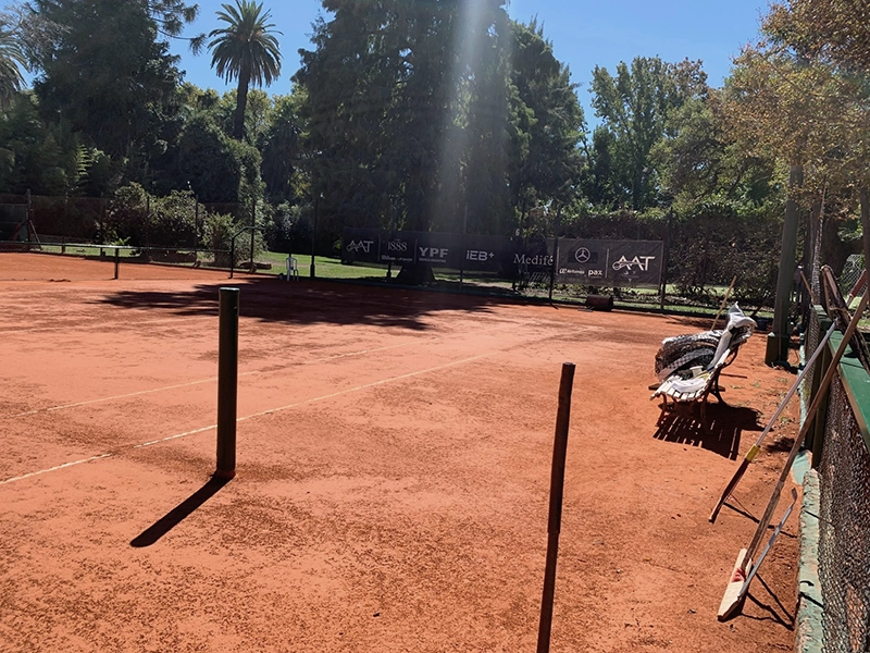 mantenimiento cancha- de tenis