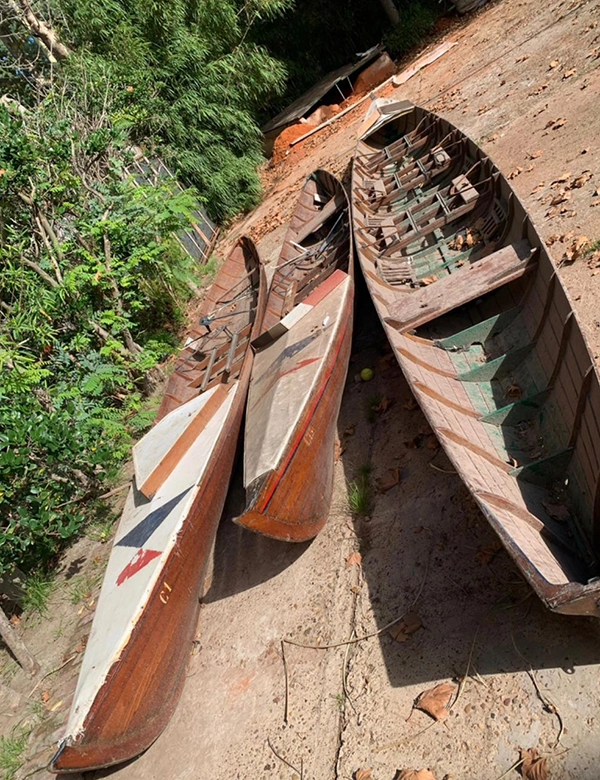 botes deteriorados L'Aviron