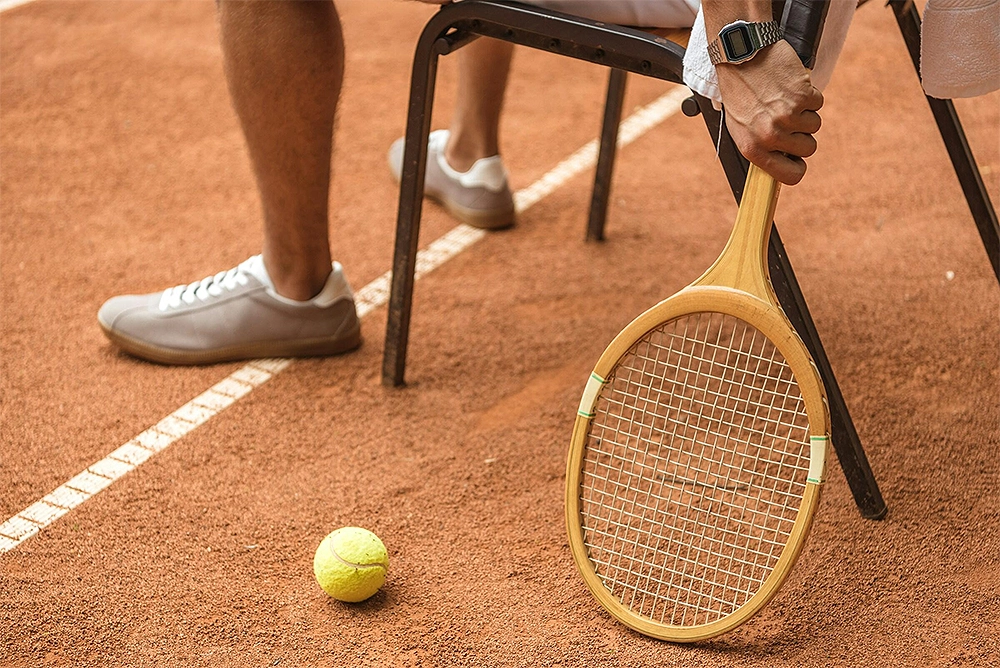 raqueta de tenis de la década del 80 del siglo veinte